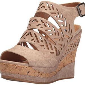 Not Rated Women's Patia Wedge Sandals Beige Tan Summer Casual 10
